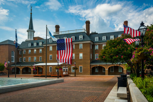 Market Square and City Hall inAlexandria, Virginia